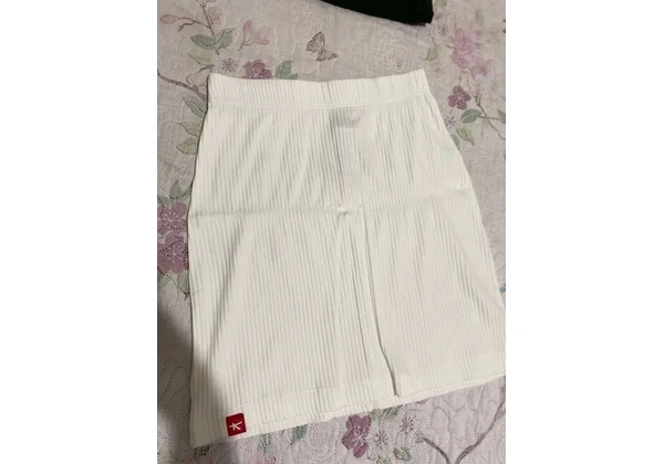 Saia Feminina Faixa Basic Branca G