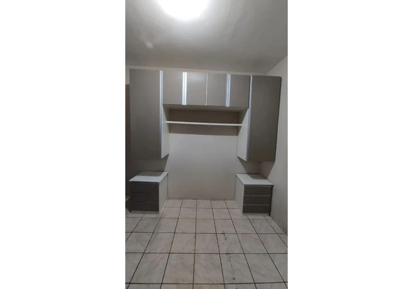 Guarda Roupa completo com cômodas pequenas