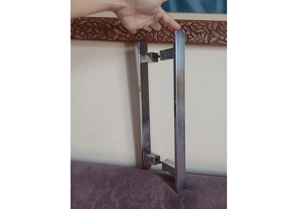 Puxador de alumínio pra porta
