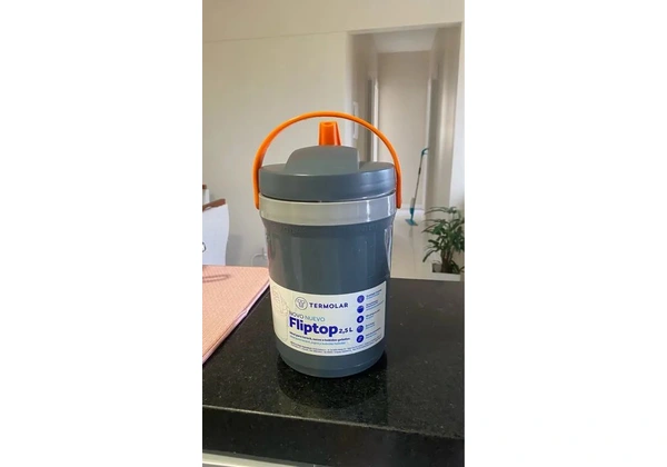 Jarra térmica 2, 5L nova