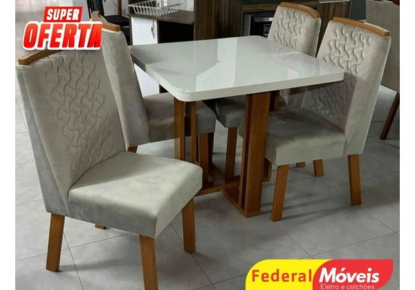 Mesa quadrada com 4 cadeiras em Oferta Pronta Entrega