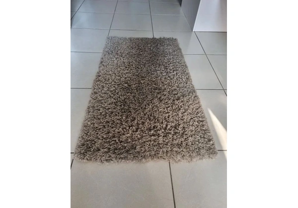 Tapete São Carlos Clemant fio Roselan Prata 1, 20 x 0, 66 metros com ACTIGARD.