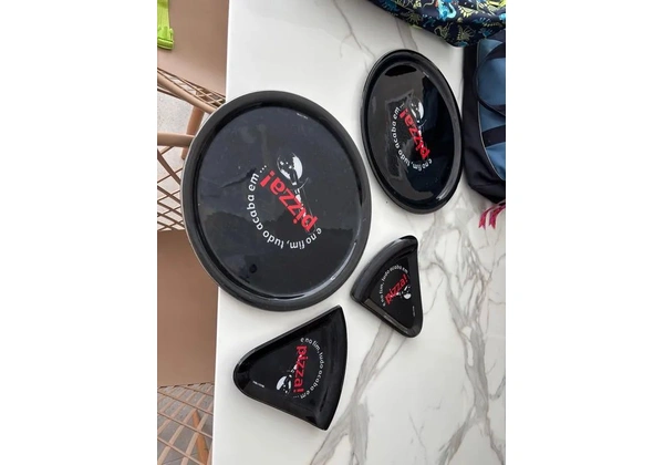 Prato pizza grande + 8 pratos individuais