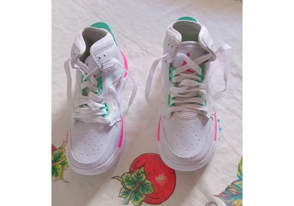 Tênis feminino