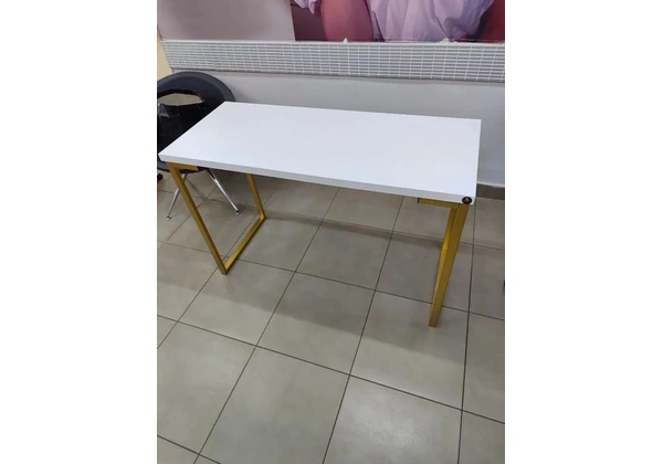 Mesa manicure nova