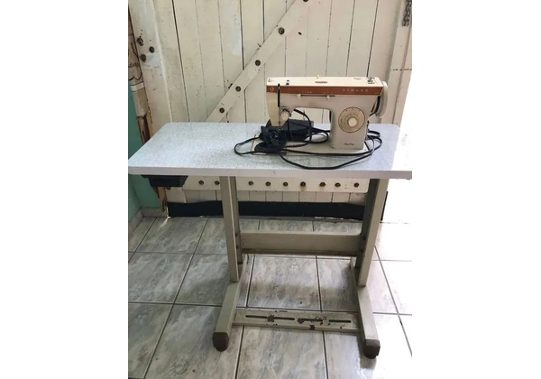 Singer 700reais