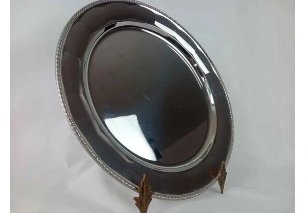 PRATO PARA BOLO RENDONDA EM INOX, BORDA CORDÃO, VINTAGE, NOVO.