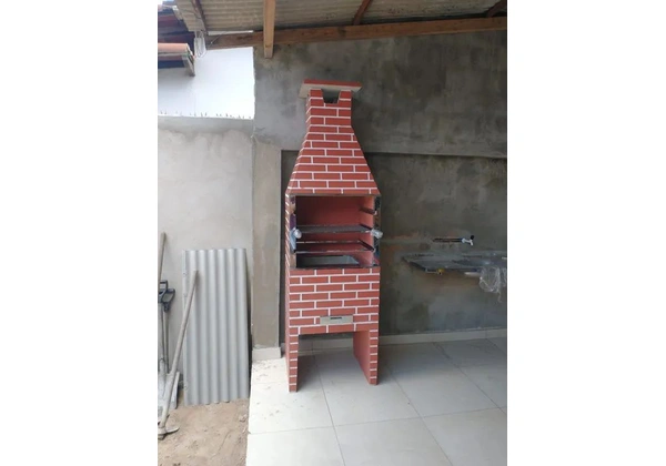 CHURRASQUEIRA PRÉ MOLDADA TAMANHO 