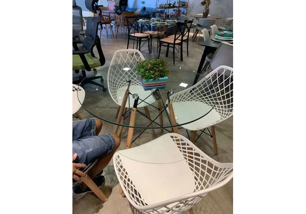 Mesa Eames conjunto com 4 cadeiras várias opções ( Novo pronta entrega )