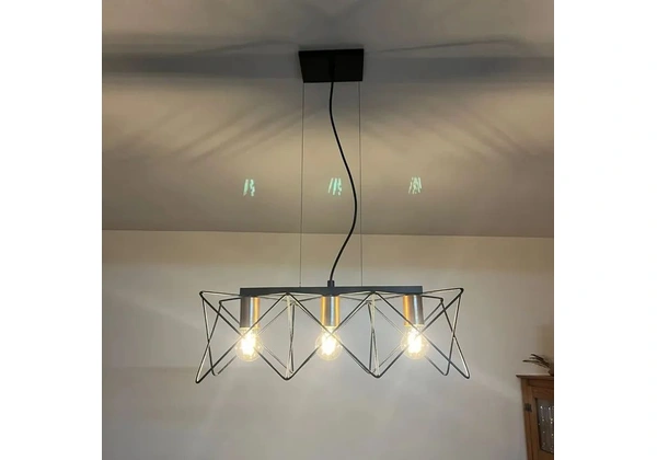 Lustre industrial com lâmpadas de led