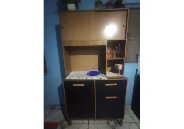 Vende-se armário conpesado