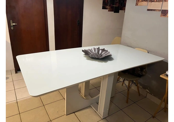 Mesa para 6 cadeiras