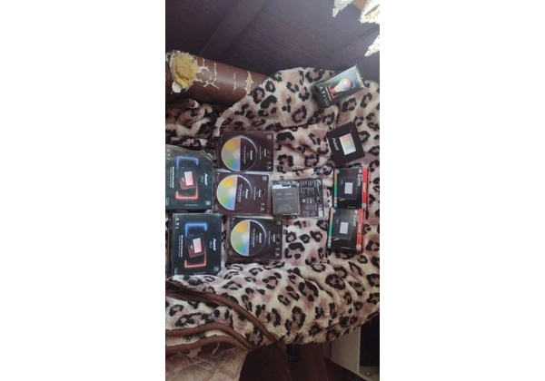 VENDO FITA LED E REFLETOR INTELIGENTE ALEXA
