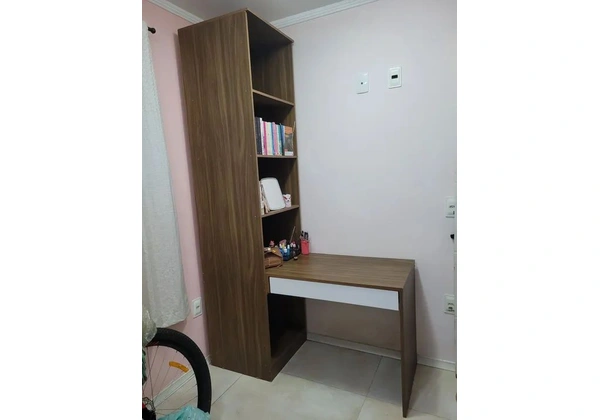 Módulo escrivaninha com gaveta