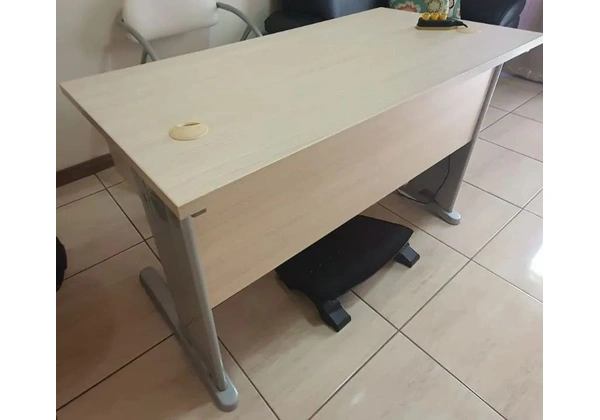 Mesa de escritório