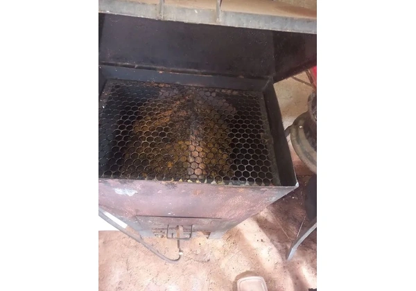 Churrasqueira em ótimo estado