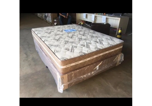 Cama box Colchão D33 e Suporte ( Brinde Gratis)