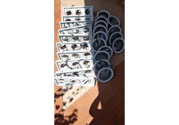 Spot de Embutir Retangular Triplo 53, 5x19, 5x15cm Alumínio - em bom estado