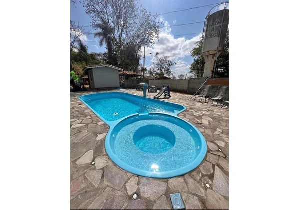 Piscina de fibra completa/ com led e aquecedor solar/ preço baixooooo