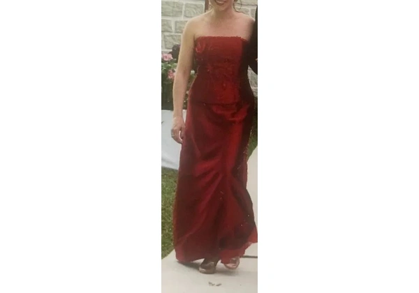 Vestido 2 peças: corpete e saia longa