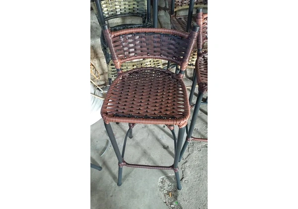 Banquetas em (fibra sintética)
