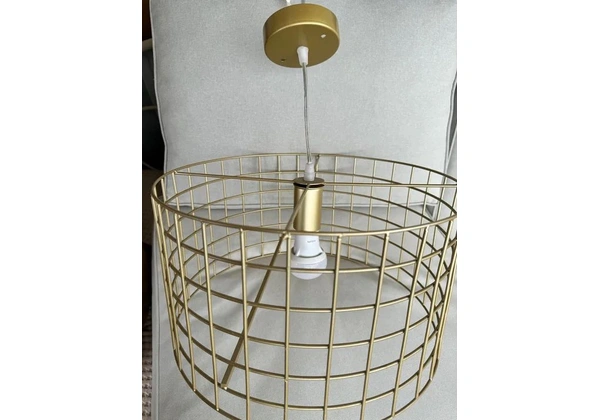 Lustre dourado