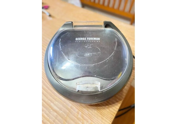 GRILL GEORGE FOREMAN