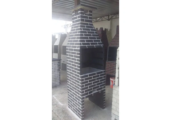 CHURRASQUEIRA PRÉ MOLDADA G