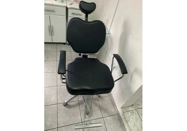 Cadeira poltrona para barbearia reclinável excelente