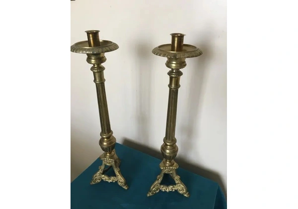 Castiçais bronze