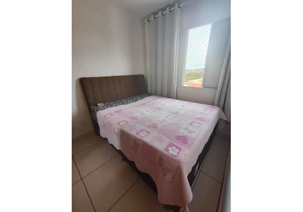 Cama box e cabeceira usada