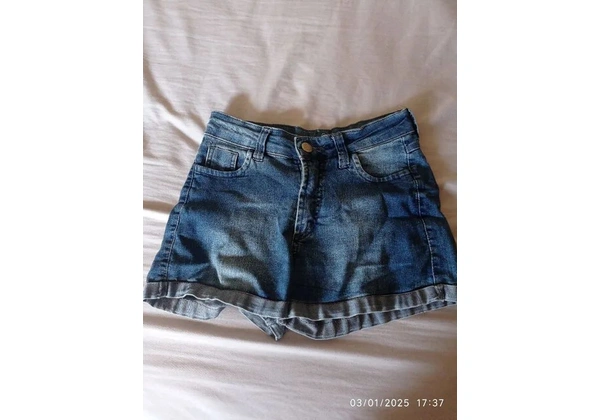 Bermuda jeans