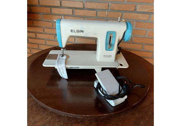 Máquina Elgin reta .