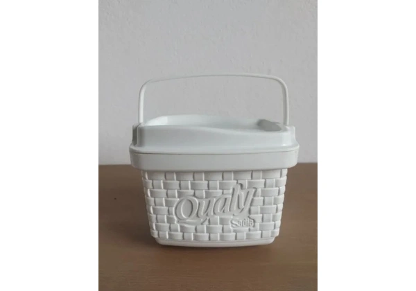 Porta-pote de margarina Qualy Sadia antigo com alça