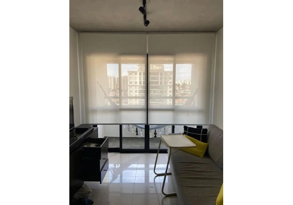 Persiana semi nova (2 unidades)