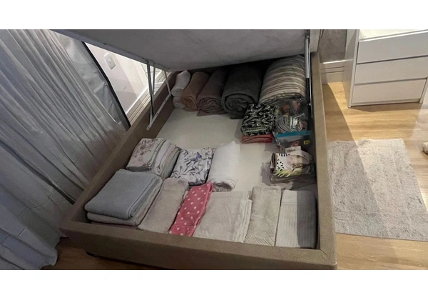 Cama box bau