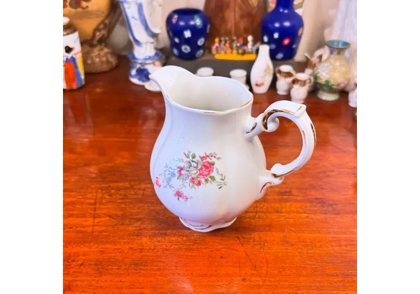 Cremeira em porcelana Barão do Rio Branco