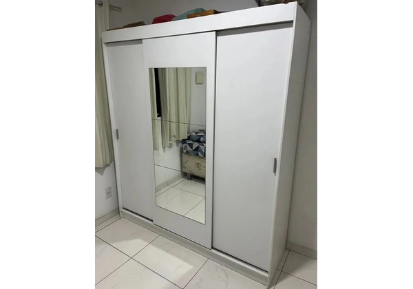 Guarda Roupa - Excelente estado