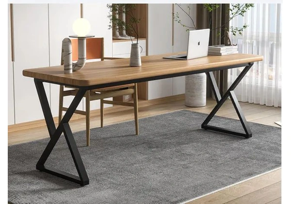 Mesa industrial para escritório e cozinha.