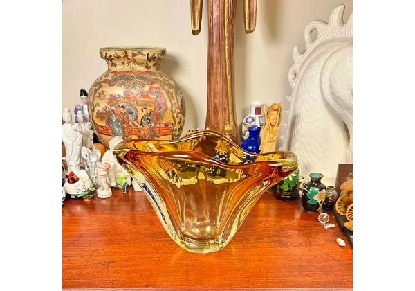 Elegante vaso em Murano