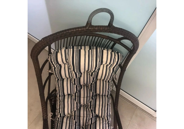 balanço em rattan