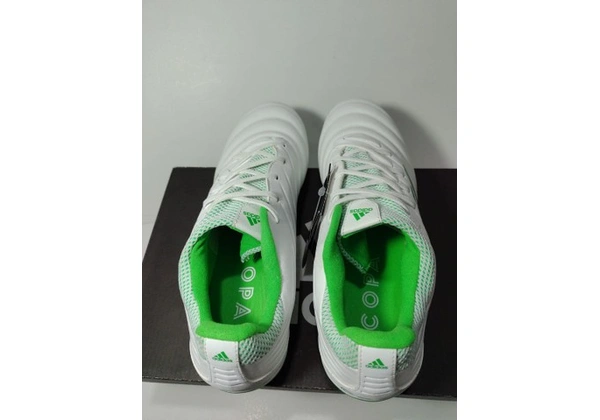 Chegou a chuteira original Nova Adidas