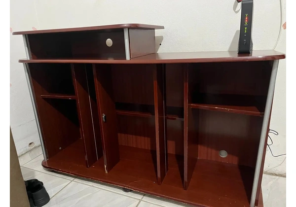 Rack de madeira