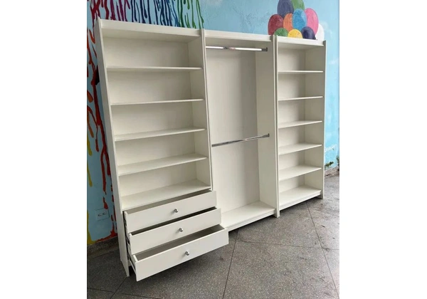 KIT CLOSET 220 CM DE ALTURA - NOVO