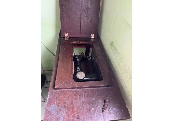 Máquina de costura ara colecionadores