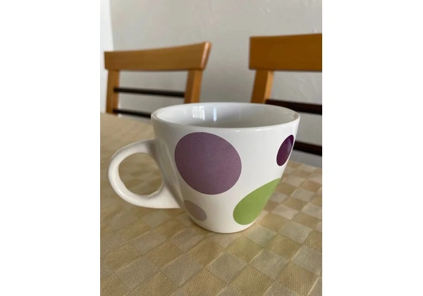 Caneca bolas cheias