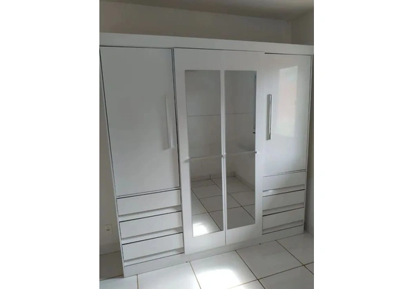 Guarda-roupas