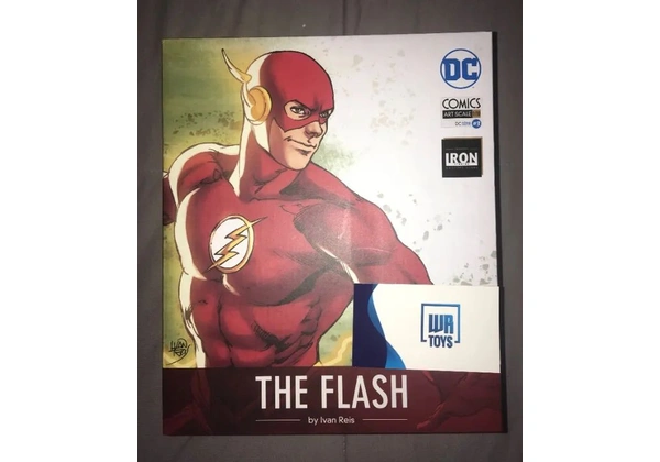 The Flash Exclusivo Iron Studios Dc Comics Jla estátua
