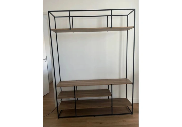 Estante Mobly - Estilo industrial
