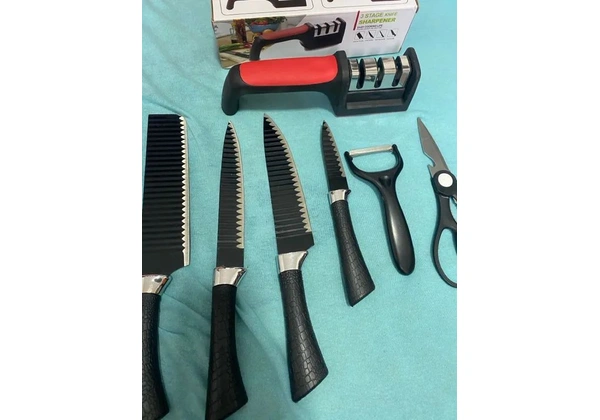 Conjunto de Facas + Afiador de Facas